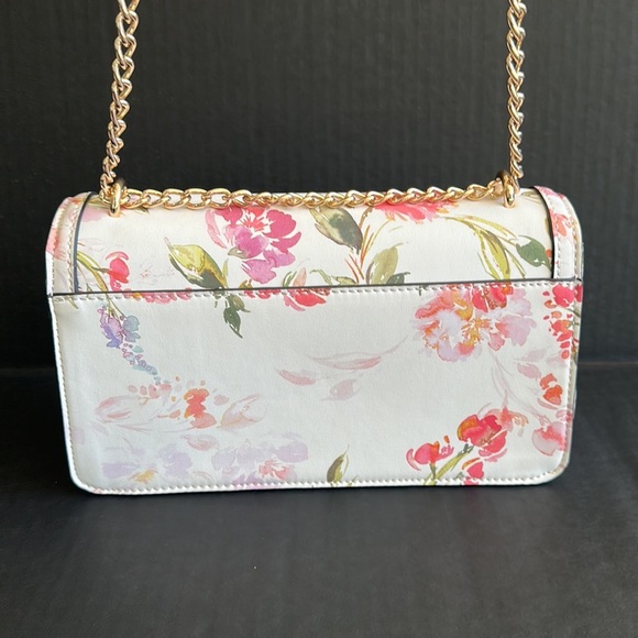 New GUESS Kavet Floral Crossbody - Picture 10 of 13